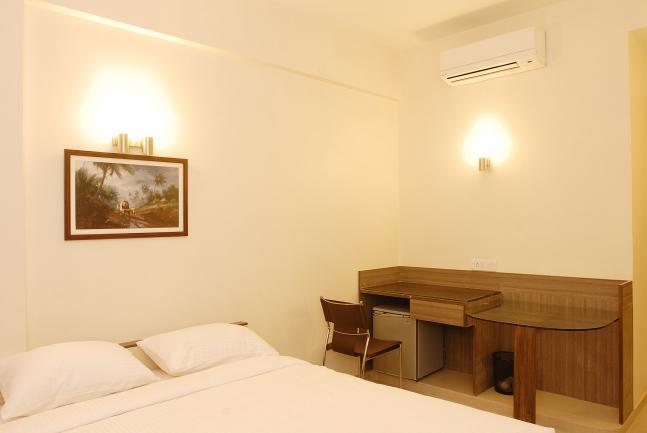 Pearl Suites Bangalore Room photo